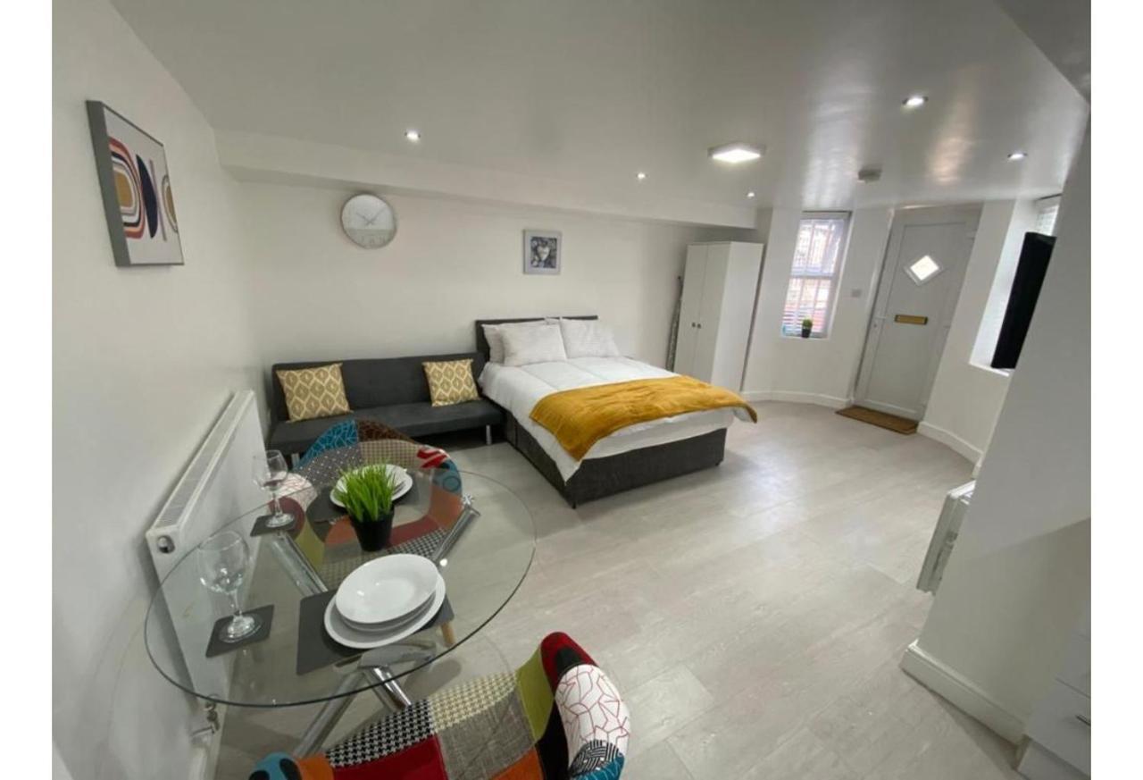 Arena Apartments Лидс Экстерьер фото