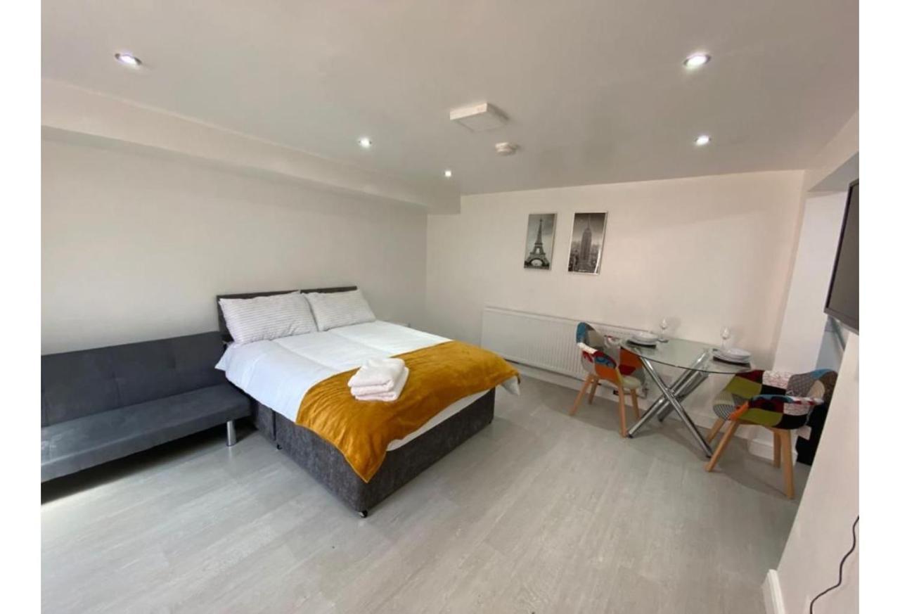 Arena Apartments Лидс Экстерьер фото